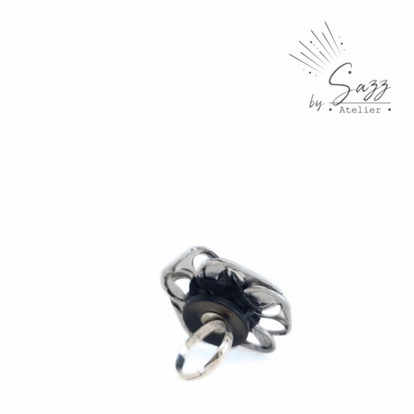Boutique • Bague • Noir & or • Collection Flower Power